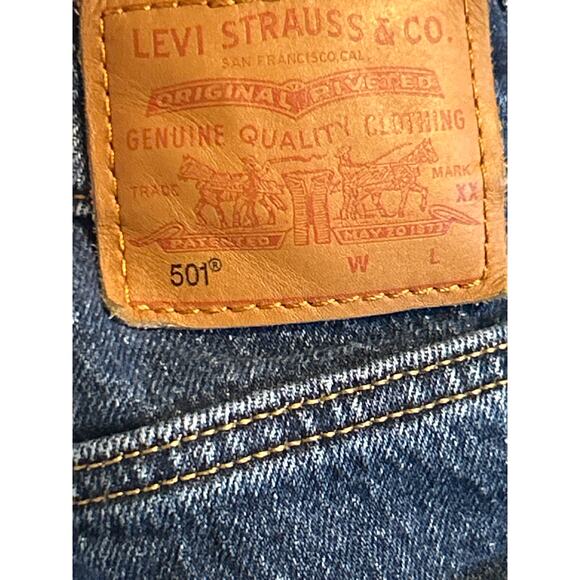 Levi's 501 Buttonfly Cut off Shorts **Daisy Duke's** - Picture 4 of 6